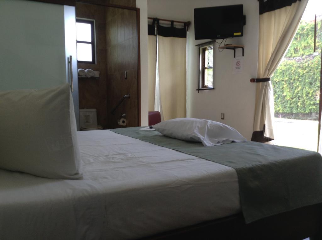 Villas De Brisas Cuernavaca Luaran gambar